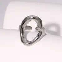 Oria Curve Ring