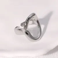 Oria Curve Ring